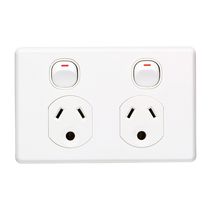 Clipsal C2025L Twin Switch Socket Outlet Classic 250V 10A Round Earth Pin For Lighting