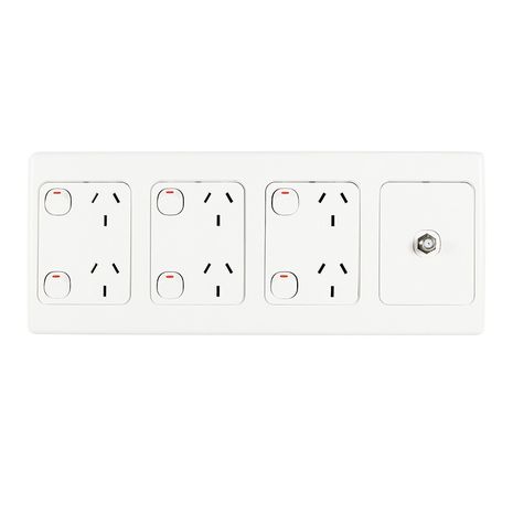 Clipsal 2025V3/30PF Combined 3xtwin Vertical Outlet 250V 10A White Electric